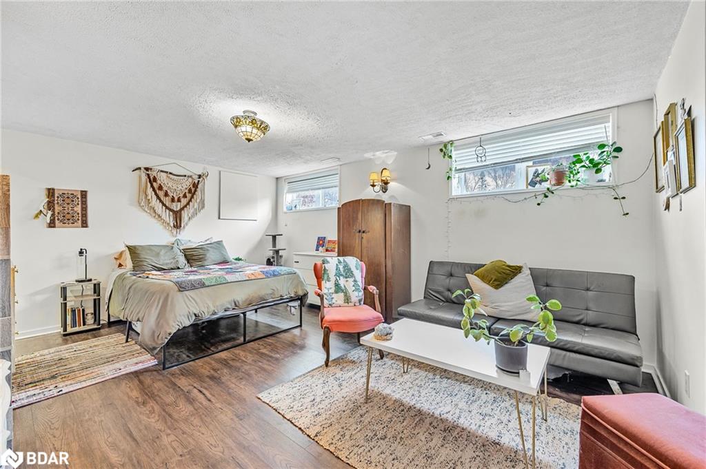 12 Curtiss Court Property Photo 33