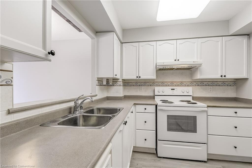 1208-100 Burloak Drive Property Photo 14