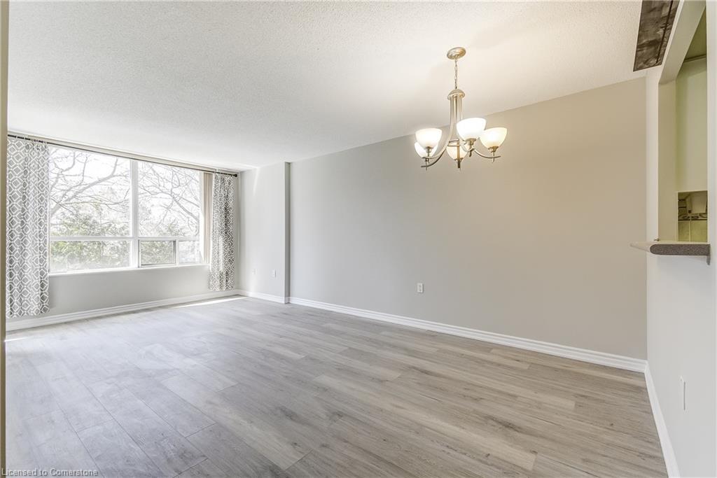 1208-100 Burloak Drive Property Photo 19