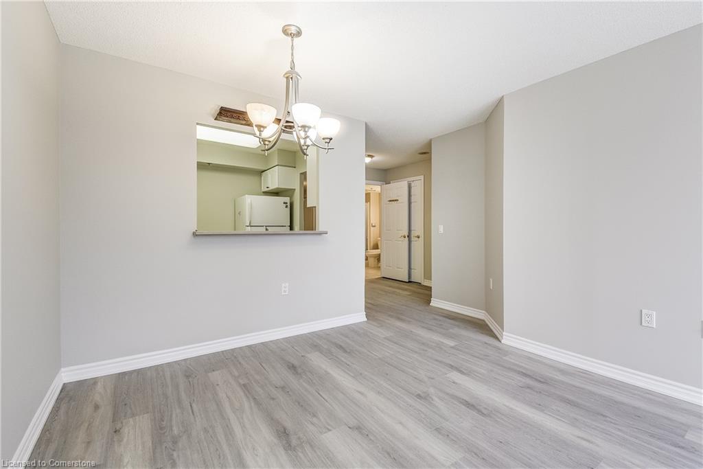 1208-100 Burloak Drive Property Photo 21
