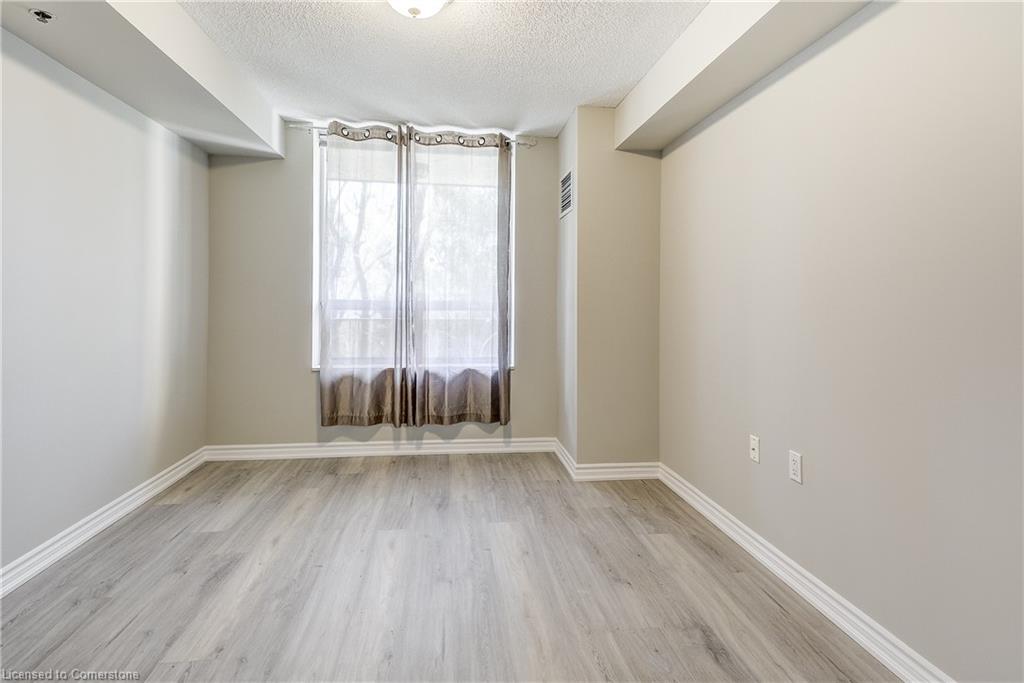 1208-100 Burloak Drive Property Photo 30