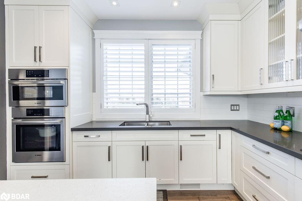 25 Mennill Drive Property Photo 13
