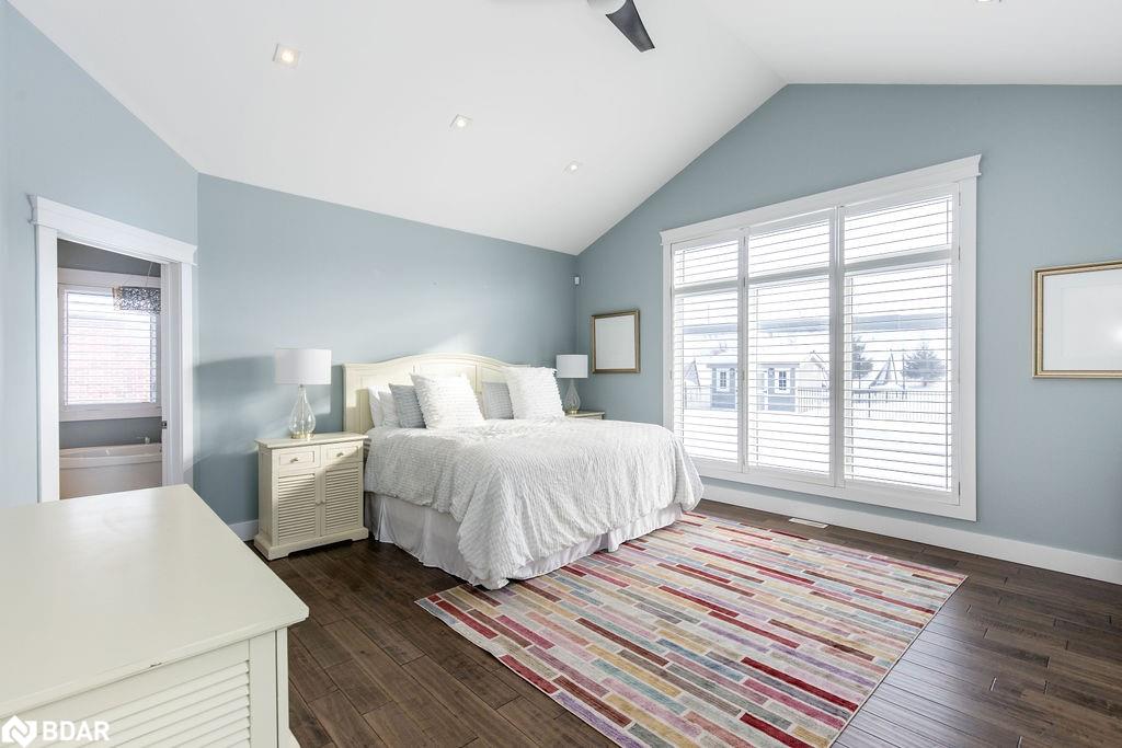25 Mennill Drive Property Photo 16