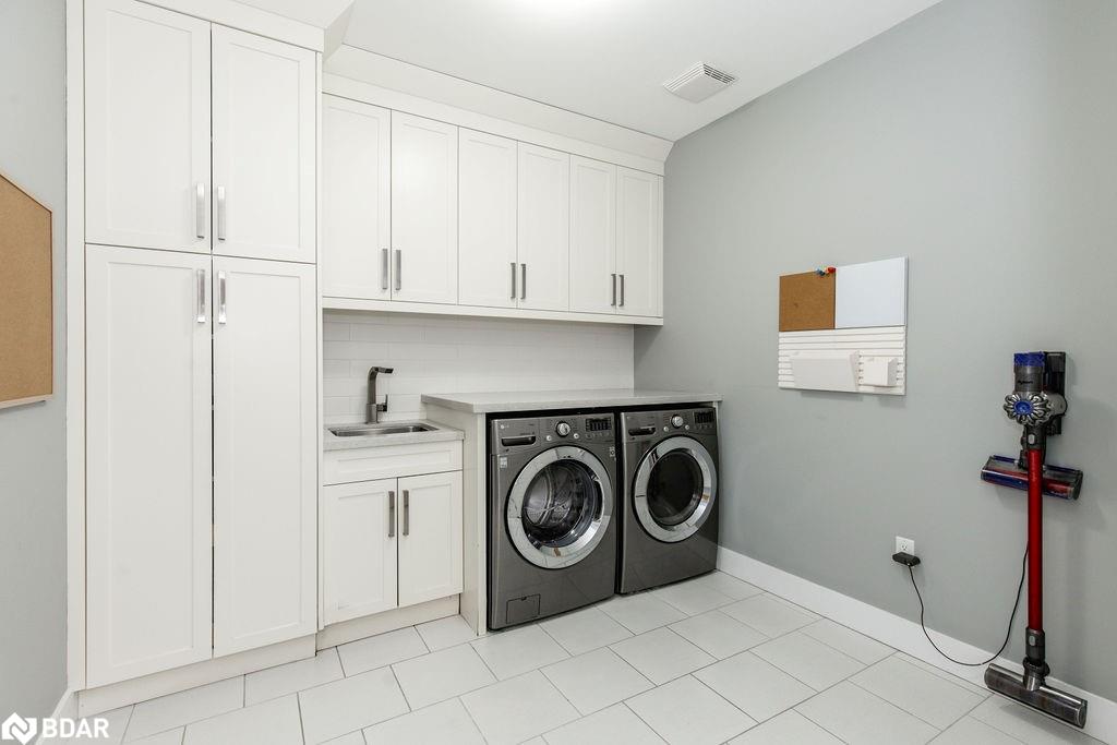25 Mennill Drive Property Photo 21