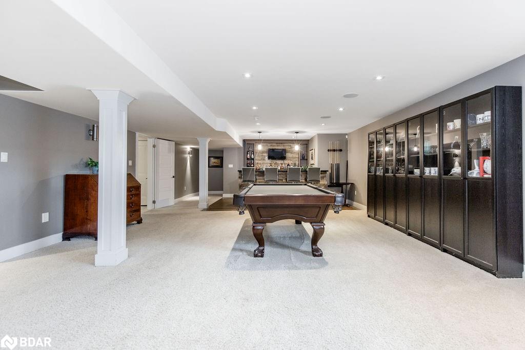 25 Mennill Drive Property Photo 30