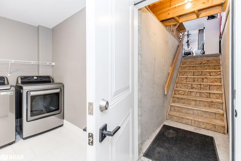25 Mennill Drive Property Photo 34