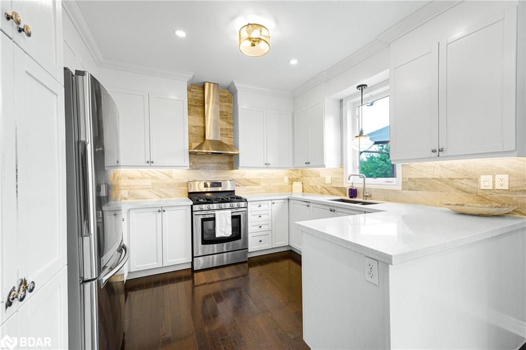100 Mount Crescent Property Photo 10