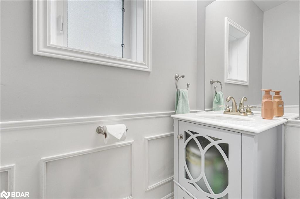 100 Mount Crescent Property Photo 28