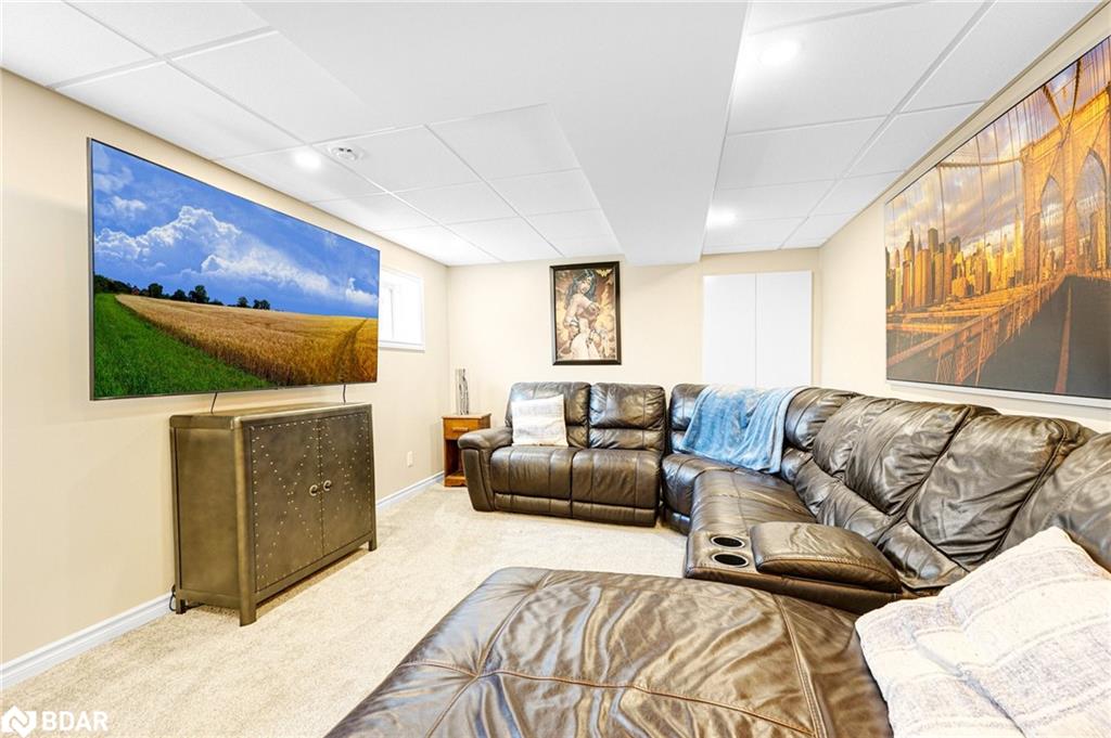 100 Mount Crescent Property Photo 31