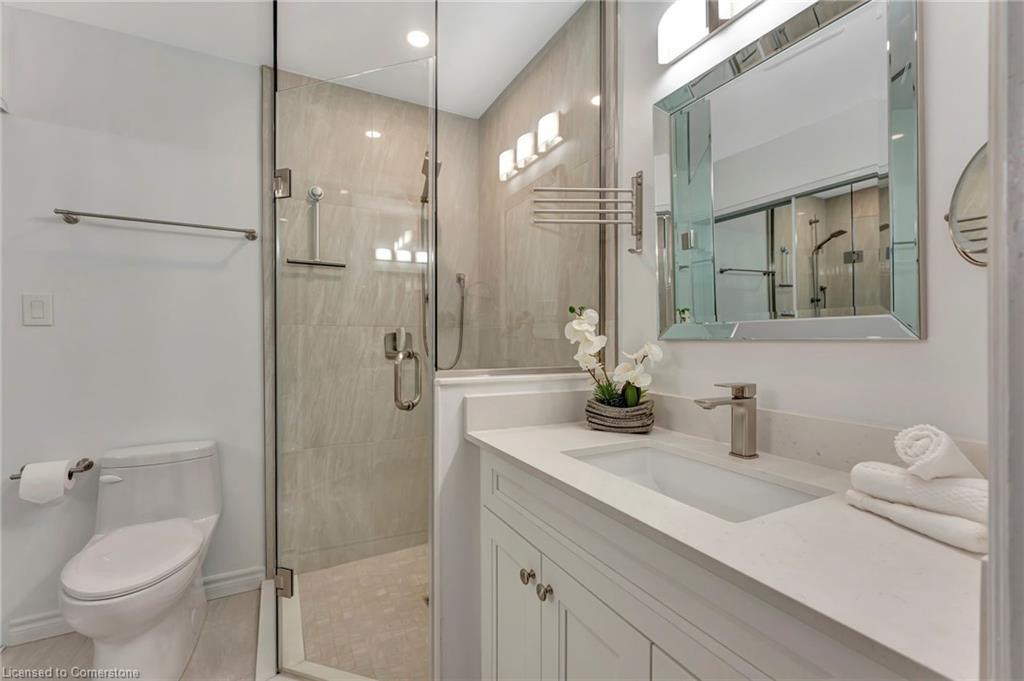 1554 Venetia Drive Property Photo 19