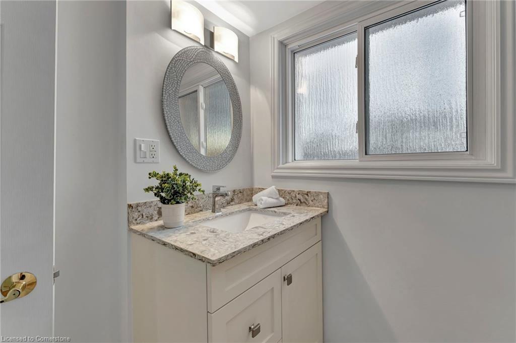 1554 Venetia Drive Property Photo 27