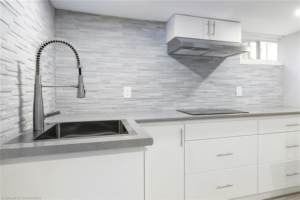 30 Fairleigh Avenue N Property Photo 25