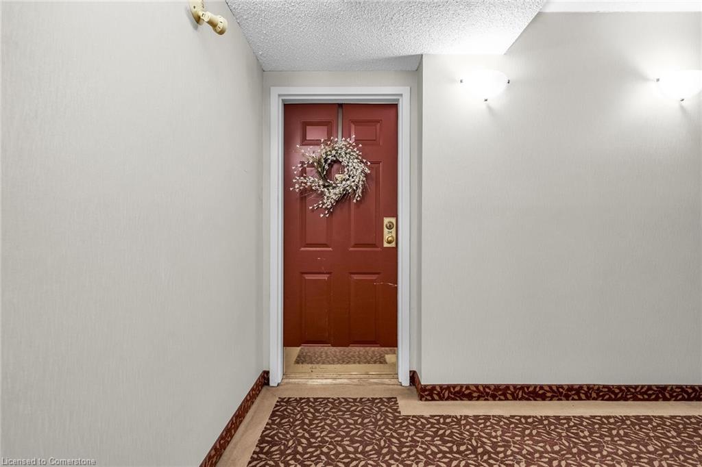 314-150 Wilson Street W Property Photo 3