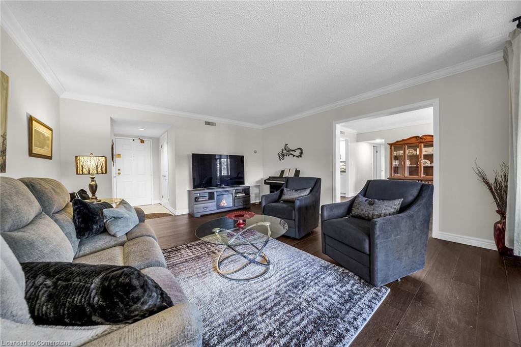 314-150 Wilson Street W Property Photo 7