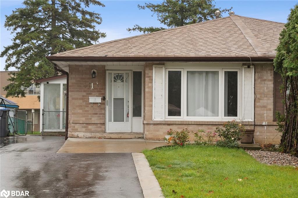 11 Juniper Crescent Property Photo 3