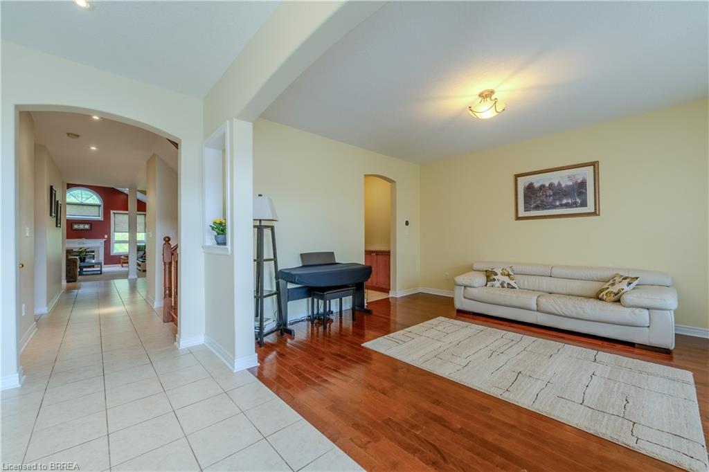55 Hunter Way Property Photo 11