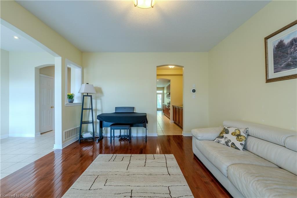 55 Hunter Way Property Photo 12