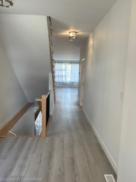 7 Erie Court Property Photo 8