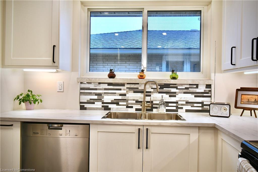 290 Carson Drive Property Photo 21