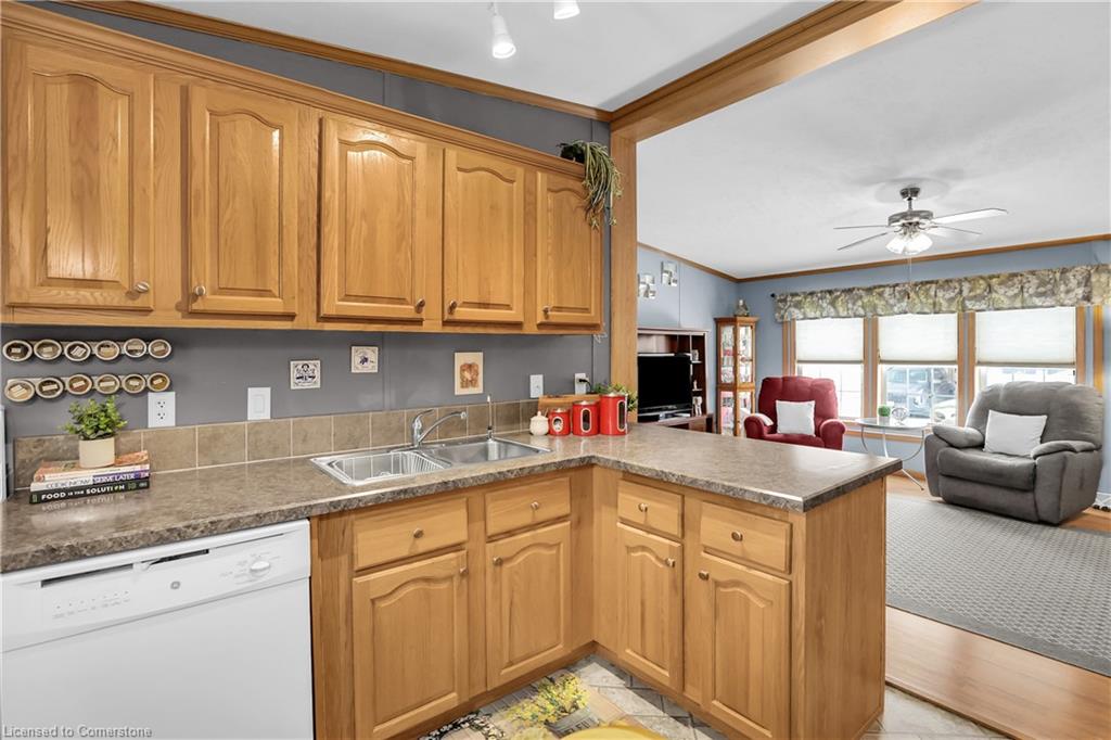 130-3033 Townline Road Property Photo 10