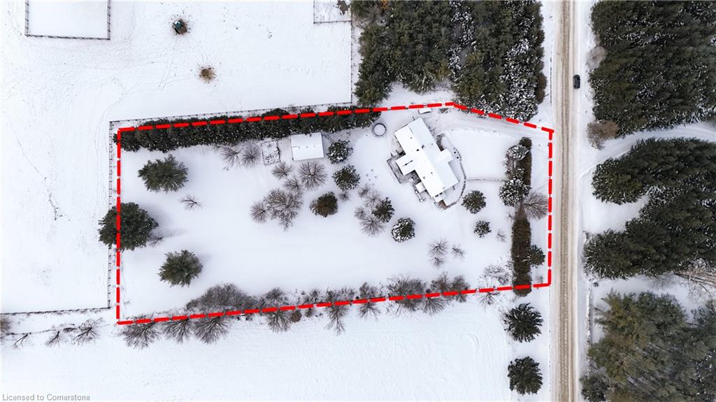 5702 Sixth Line Property Photo 2