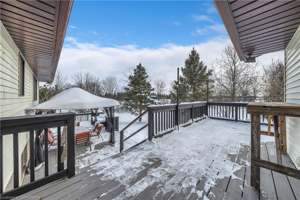 5702 Sixth Line Property Photo 11