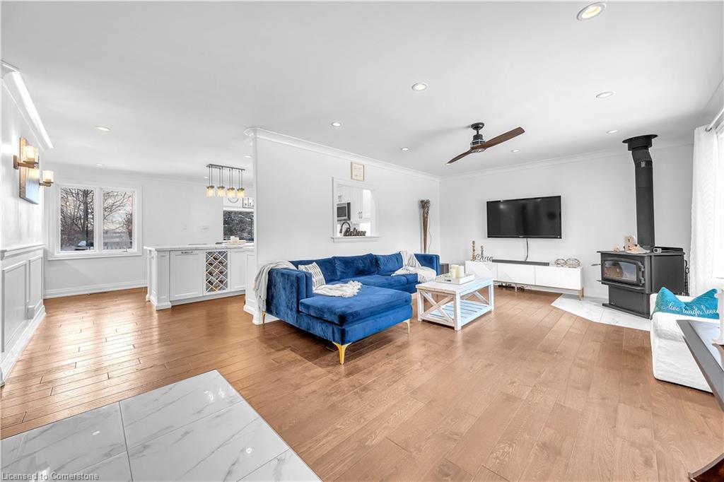 5702 Sixth Line Property Photo 19