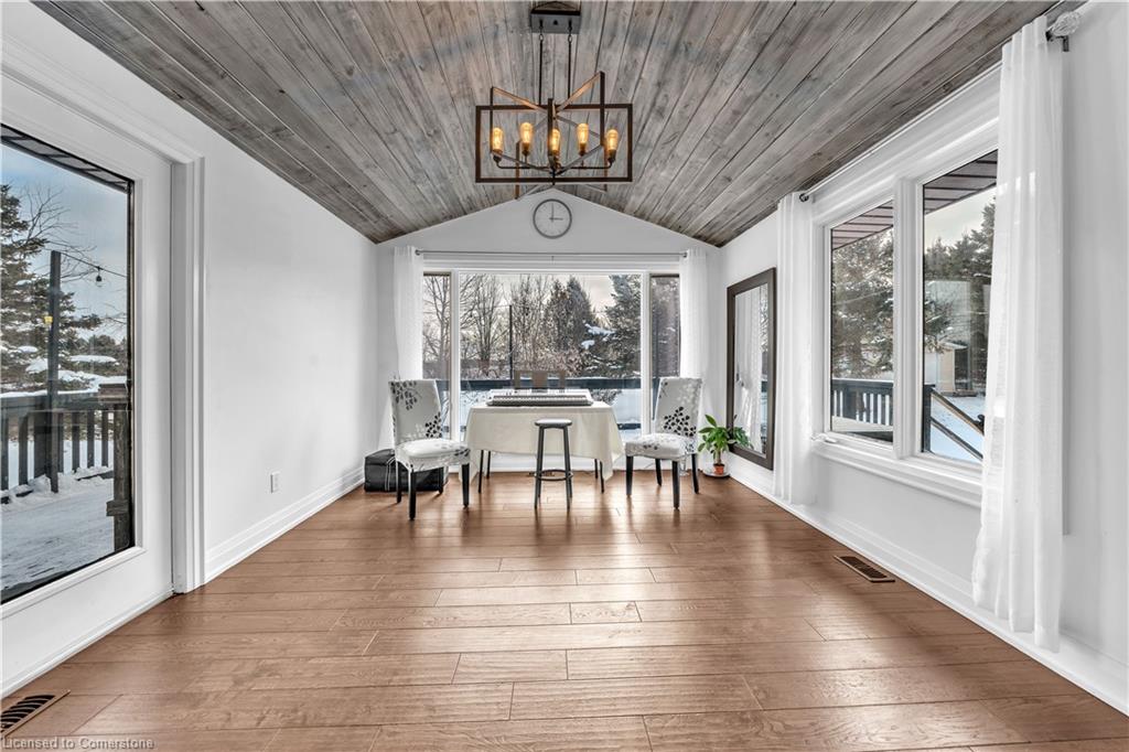 5702 Sixth Line Property Photo 31