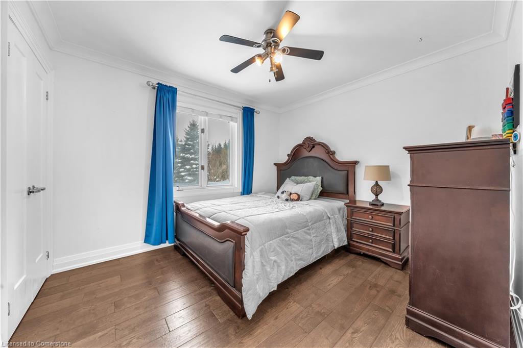 5702 Sixth Line Property Photo 38