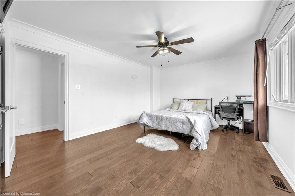 5702 Sixth Line Property Photo 42