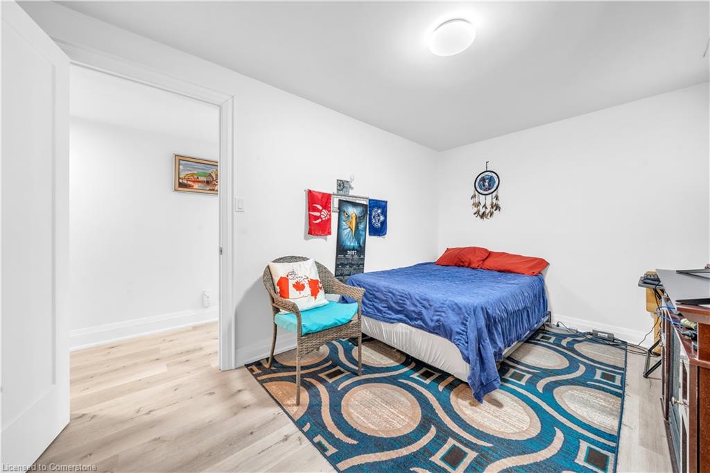5702 Sixth Line Property Photo 45