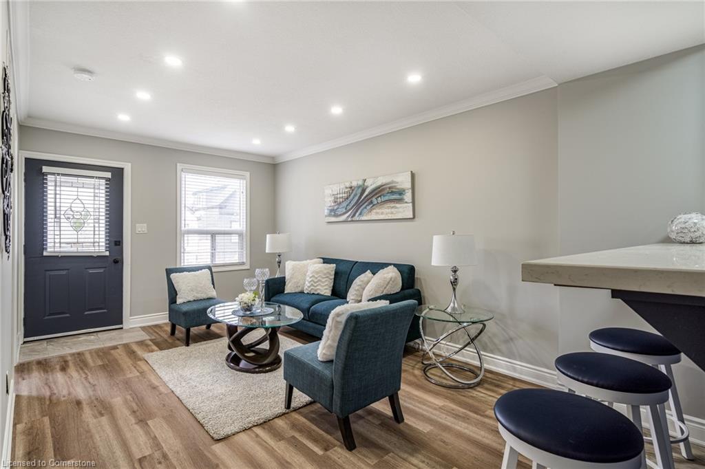 26 Cambridge Avenue Property Photo 4