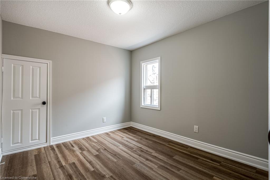26 Cambridge Avenue Property Photo 15