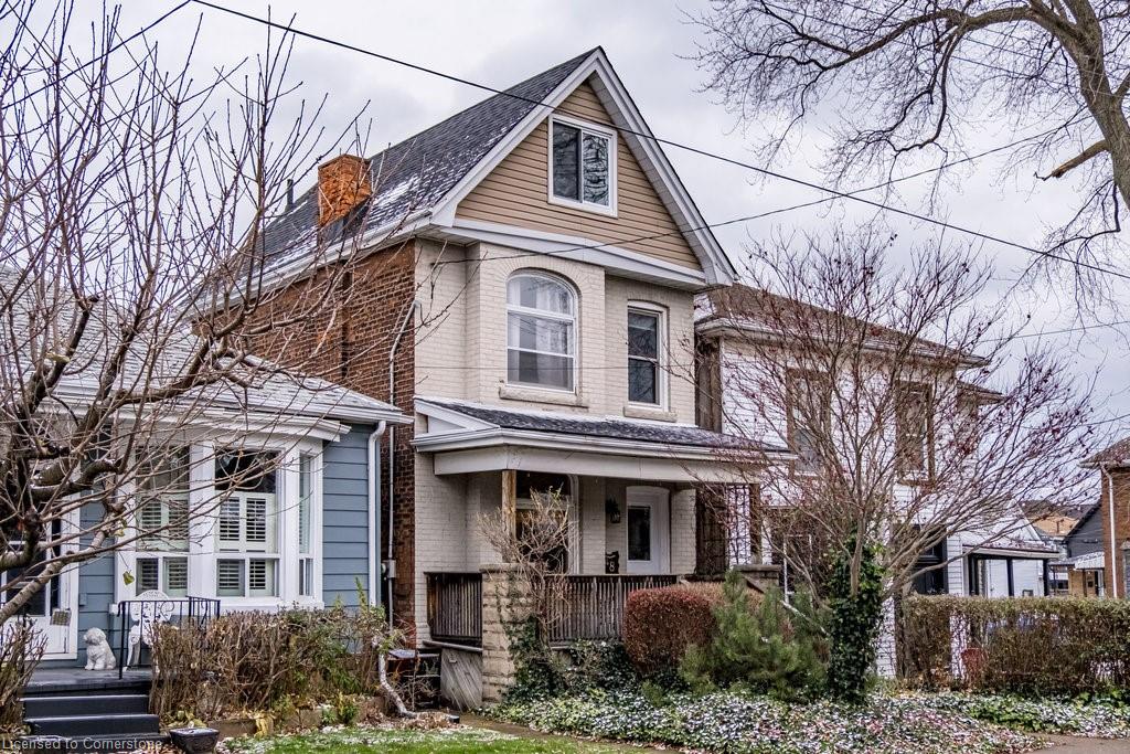 48 Macaulay Street W Property Photo