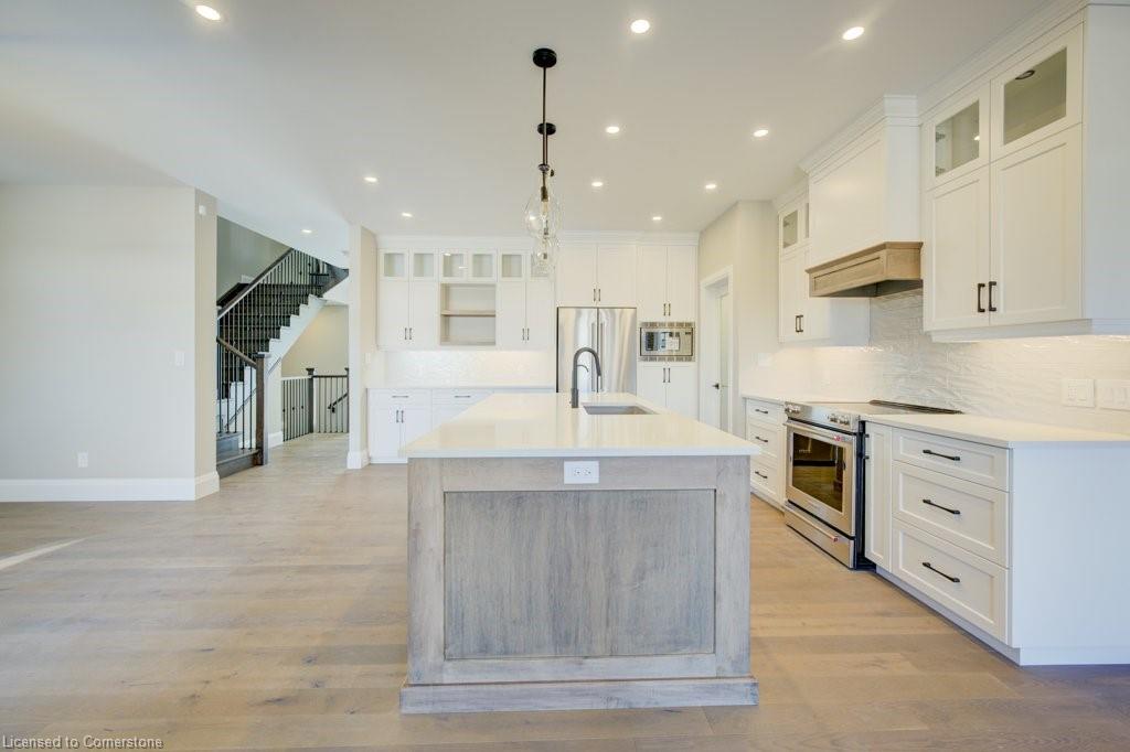 76 Weymouth Street Property Photo 8