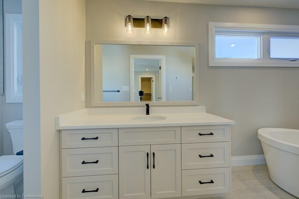 76 Weymouth Street Property Photo 22