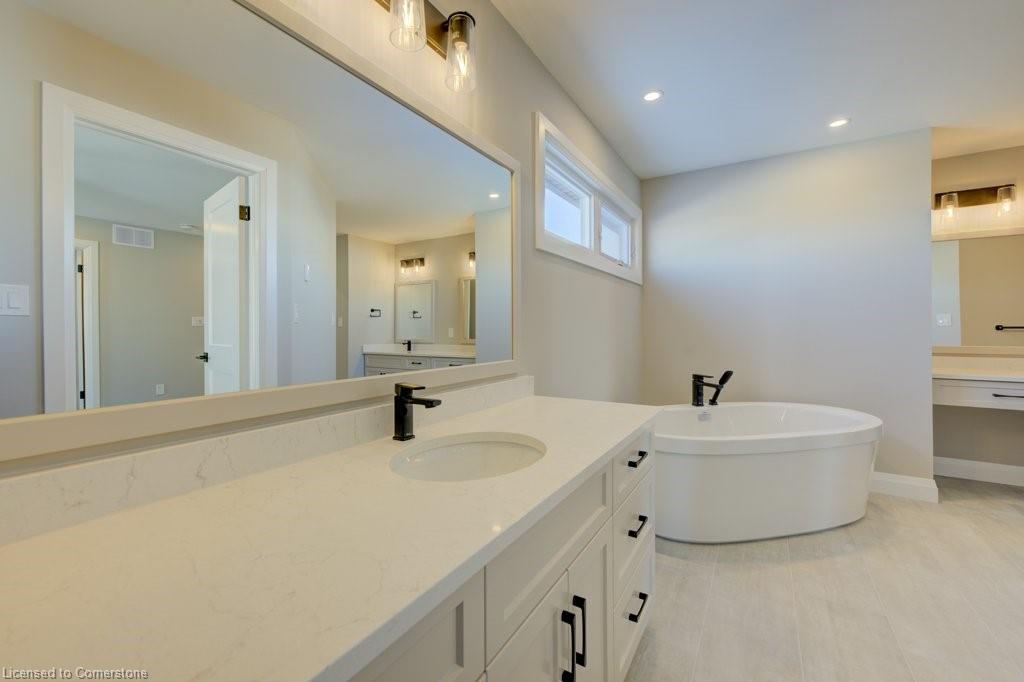 76 Weymouth Street Property Photo 23