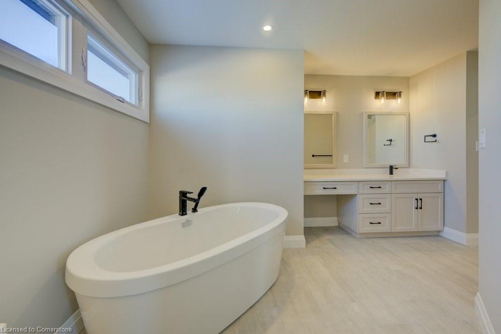76 Weymouth Street Property Photo 24