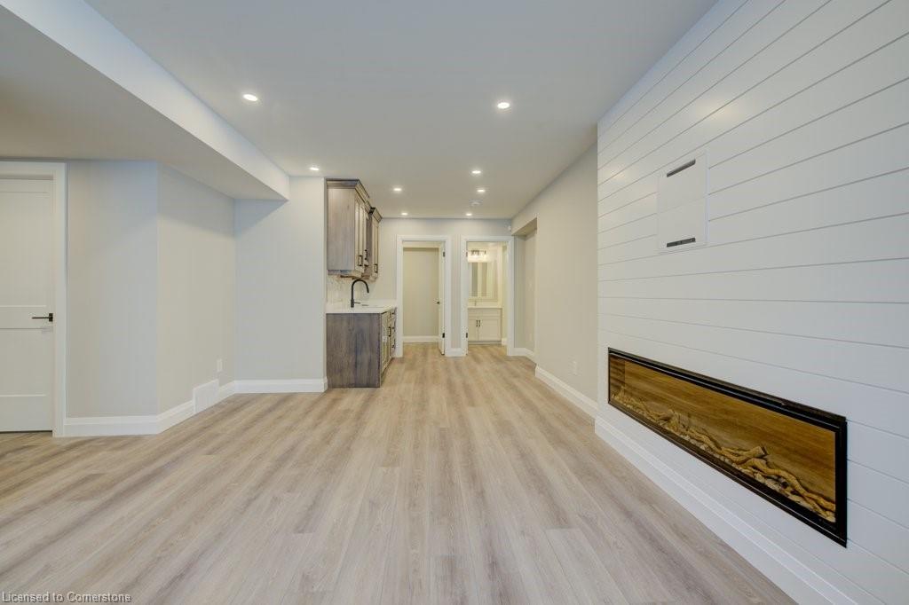76 Weymouth Street Property Photo 31
