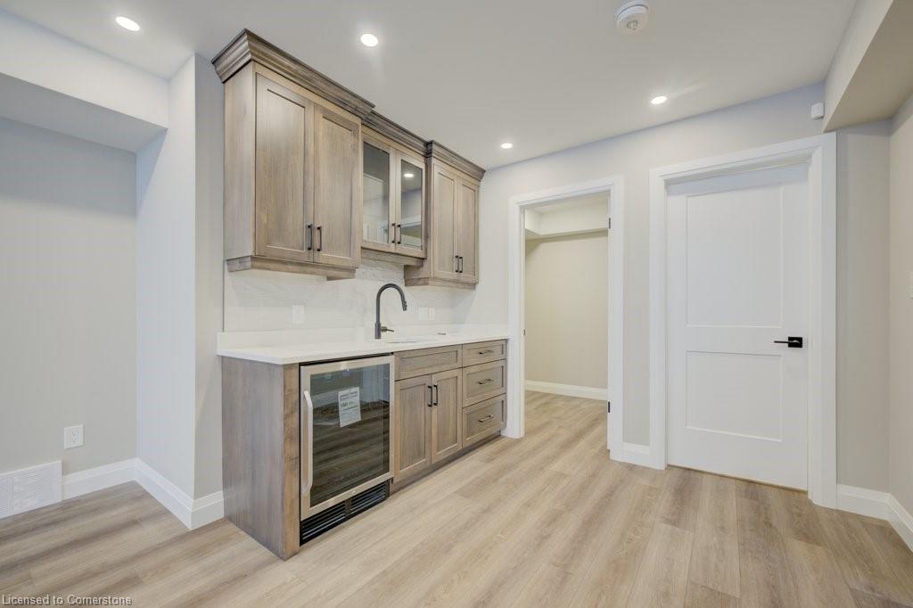 76 Weymouth Street Property Photo 32