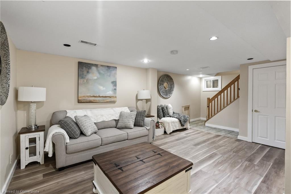 19 Claremount Circle Property Photo 31