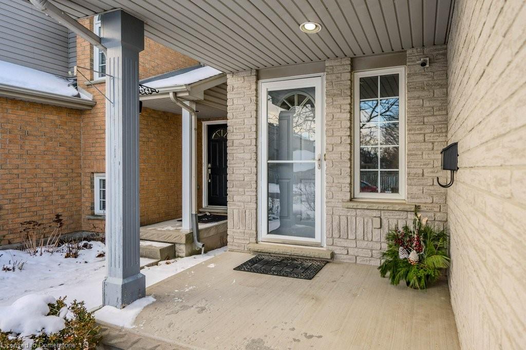 32 Camm Crescent Property Photo 4
