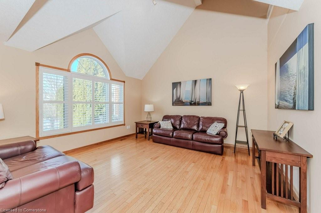 32 Camm Crescent Property Photo 8