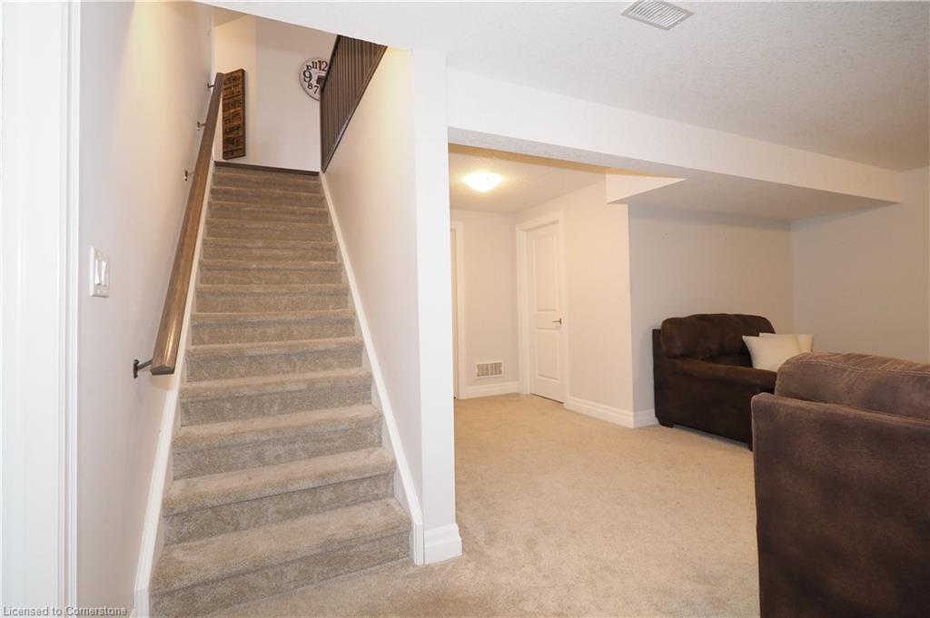 810 Davidson Avenue S Property Photo 32