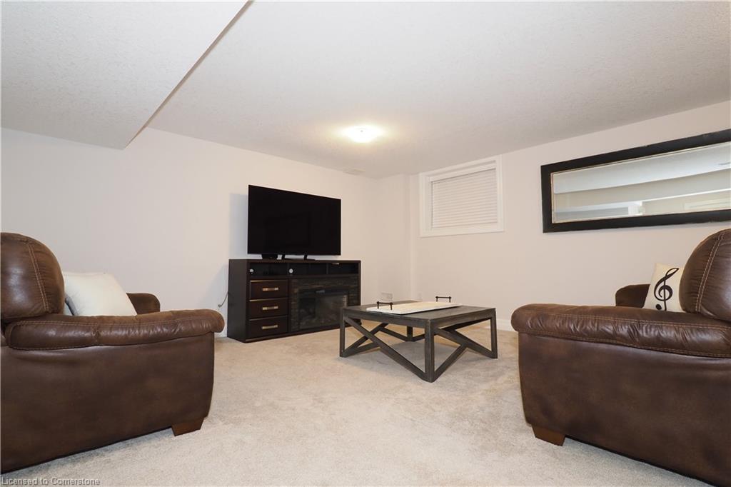 810 Davidson Avenue S Property Photo 33