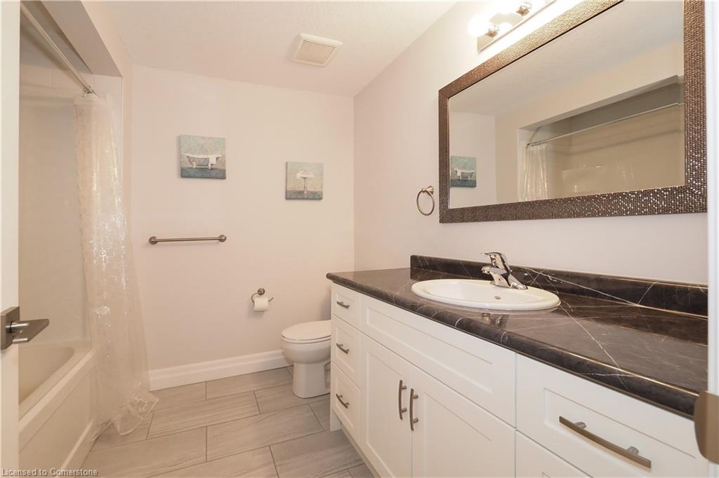 810 Davidson Avenue S Property Photo 40