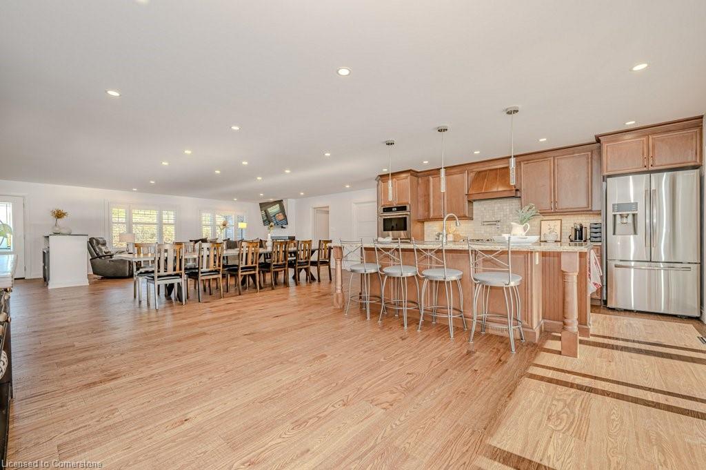 1354 1 Side Road Property Photo 11