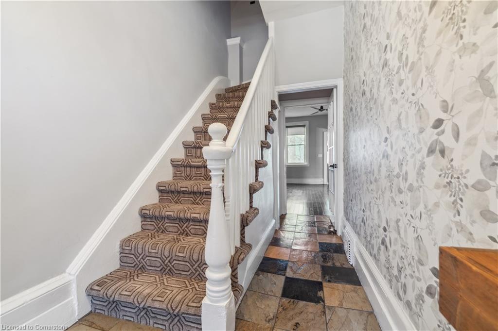 28 Grove Street Property Photo 5