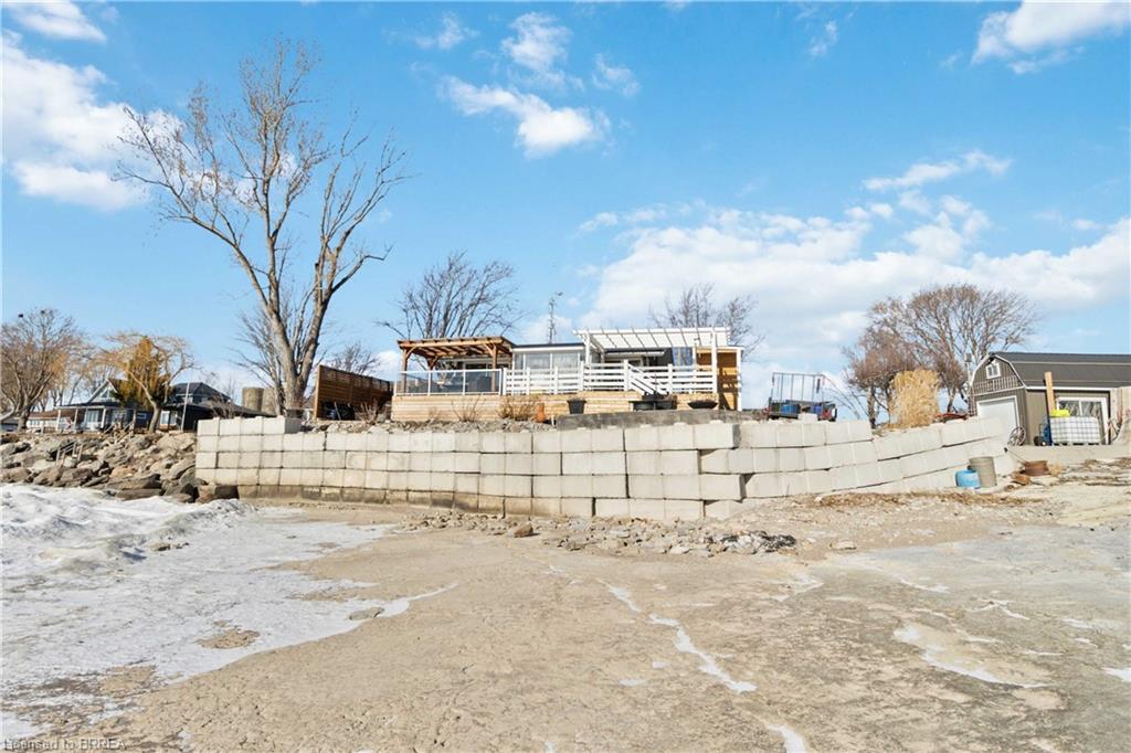 1238 Lakeshore Road Property Photo 4