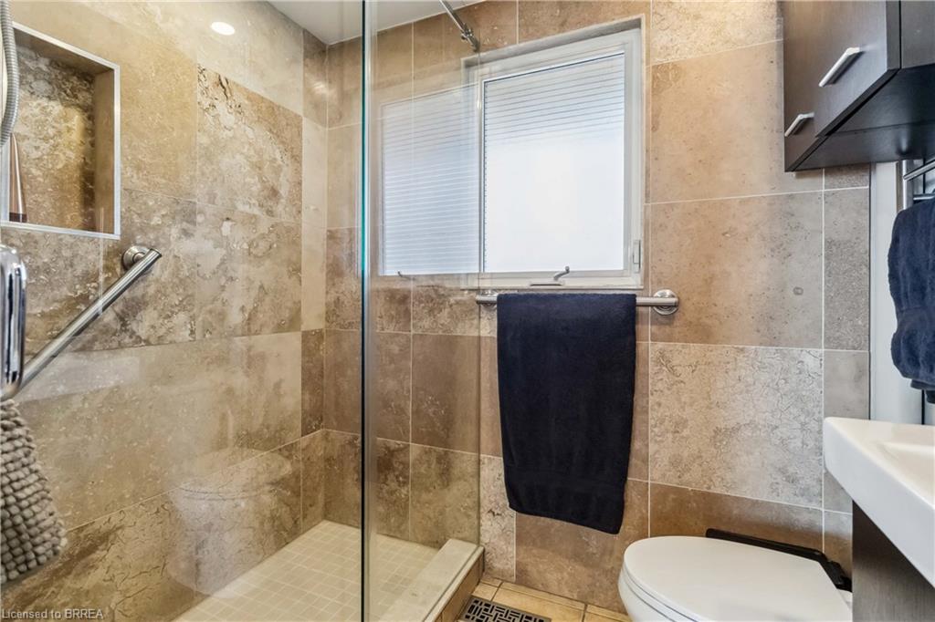 1238 Lakeshore Road Property Photo 28